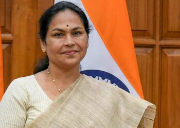 25 ಅಂಗಡಿಗಳನ್ನು ಸುಟ್ಟು ಹಾಕಿದ್ದು ನಿಮಗೆ ಆಕಸ್ಮಿಕವೇ; ಶೋಭಾ ಕರಂದ್ಲಾಜೆ ಪ್ರಶ್ನೆ