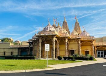 ಅಮೆರಿಕದಲ್ಲಿ ಹಿಂದೂ ದೇವಾಲಯ ನಾಶಗೊಳಿಸಿದ ಕಿಡಿಗೇಡಿಗಳು!