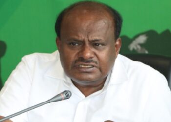 ಸಿಎಂ ವಿರುದ್ಧ ವ್ಯಂಗ್ಯವಾಡಿದ ಕುಮಾರಸ್ವಾಮಿ