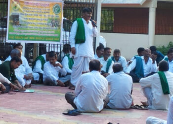 ಕಾರ್ಖಾನೆಗಳಿಗೆ ರೈತರಿಂದ ಗಡುವು