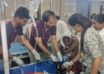 ಮೂವರು ಮಕ್ಕಳಿಗೆ ವಿಷವುಣಿಸಿ ಆತ್ಮಹತ್ಯೆಗೆ ಯತ್ನಿಸಿದ ತಾಯಿ