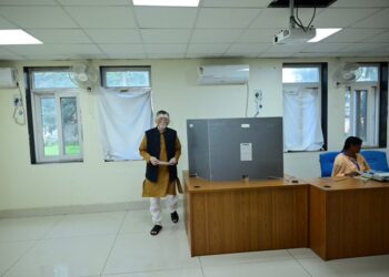 ಜಾರ್ಖಂಡ್ ನ 43 ಕ್ಷೇತ್ರಗಳಿಗೆ ಆರಂಭವಾದ ಮತದಾನ