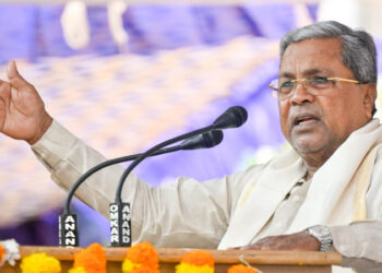 ಮಹಾರಾಷ್ಟ ಸರ್ಕಾರದ ವಿರುದ್ಧ ಕಾನೂನು ಹೋರಾಟ; ಸಿಎಂ