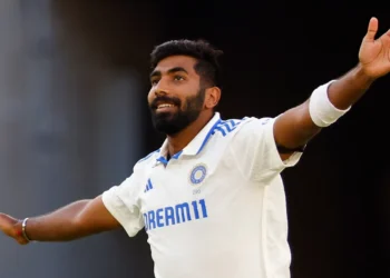 ಆಸ್ಟ್ರೇಲಿಯಾ ವಿರುದ್ಧ ಭಾರತೀಯ ಬೌಲರ್ ಗಳ ಮೇಲುಗೈ!