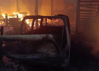 ವುಡ್ ಫ್ಯಾಕ್ಟರಿಗೆ ಬೆಂಕಿ; ಕೋಟ್ಯಾಂತರ ರೂ. ನಷ್ಟ