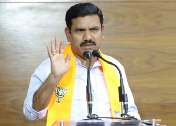 ವಿಜಯೇಂದ್ರ ವಿರುದ್ಧ ಸಿಬಿಐ ತನಿಖೆಗೆ ಮನವಿ