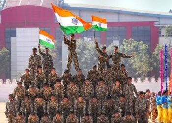 ಬೆಂಗಳೂರಿನಲ್ಲಿ 76ನೇ ಗಣರಾಜ್ಯೋತ್ಸವದ ವಿಜೃಂಭಣೆಯ ಆಚರಣೆ