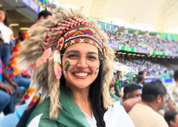 ಭಾರತ ಗೆಲ್ಲುತ್ತದೆ: ಪಾಕಿಸ್ತಾನದ ಮಹಿಳಾ ಅಭಿಮಾನಿ ಫರ್ಯಾಲ್ ವಕಾರ್ ಭವಿಷ್ಯ