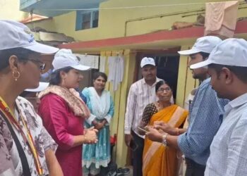 ಸಮೀಕ್ಷಾ ಕರ್ತವ್ಯಕ್ಕೆ ಚಕ್ಕರ್ ಹೊಡೆದರೆ ಬೀಳುತ್ತೆ ಕಠಿಣ ಶಿಕ್ಷೆ: ಸರ್ಕಾರಿ ನೌಕರರಿಗೆ ಸರ್ಕಾರದ ಖಡಕ್ ಎಚ್ಚರಿಕೆ