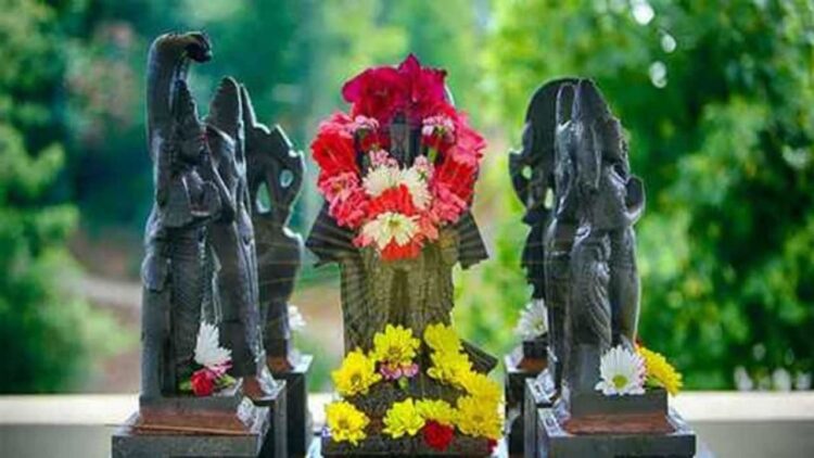 Know the Importance of Chanting Navagraha Mantra on This Auspicious Day