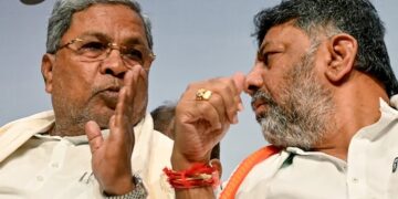 ಸಿಎಂ ಕುರ್ಚಿಗಾಗಿ ಮತ್ತೆ ಕಿತ್ತಾಟ: ರಾಜ್ಯ ರಾಜಕಾರಣದಲ್ಲಿ ಮರುಕಳಿಸಿದ ಅಸಮಾಧಾನದ ಜ್ವಾಲೆ