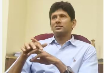 ಕುಂಬ್ಳೆ ಗೂಗ್ಲಿ, ಶ್ರೀನಾಥ್ ಯಾರ್ಕರ್, ವೆಂಕಿ ಸ್ವಿಂಗ್‍ಗೆ ಮುರಿದು ಹೋದ ಪಟೇಲರ ಬ್ಯಾಟ್…!