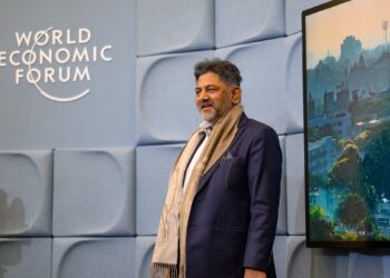 ದಾವೋಸ್ ನಲ್ಲಿ ಭಾರತದ ಆರ್ಥಿಕತೆಗೆ ಜೈ ಎಂದ ಡಿಕೆಶಿ: ರಾಹುಲ್ ಗಾಂಧಿಗೆ ಮುಜುಗರ, ಬಿಜೆಪಿಗೆ ಸಂಭ್ರಮ