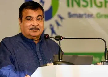 ಯುವ ಪೀಳಿಗೆಗೆ ನಾಯಕತ್ವ ಬಿಟ್ಟುಕೊಟ್ಟು ಹಿರಿಯರು ನಿಧಾನವಾಗಿ ಸರಿಯಬೇಕು: ಕೇಂದ್ರ ಸಚಿವ ನಿತಿನ್ ಗಡ್ಕರಿ  ಕಿವಿಮಾತು ಯಾರಿಗೆ?