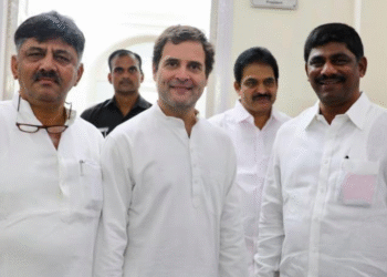 ದೆಹಲಿ ಸಂದೇಶ ಬಂತಾ? ರಾಜ್ಯದಲ್ಲಿ ಸಿಎಂ ಬದಲಾವಣೆ ಚರ್ಚೆಗೆ ತುಪ್ಪ ಸುರಿದ ಡಿಕೆ ಸಹೋದರರ ನಡೆ