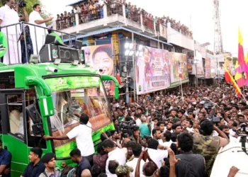 ಪುರುಷರಿಗೂ ಉಚಿತ ಬಸ್ ಘೋಷಣೆ: ಅಣ್ಣಾ ಡಿಎಂಕೆ ಮೊದಲ ಹಂತದ ಪ್ರಣಾಳಿಕೆ ಪ್ರಕಟ
