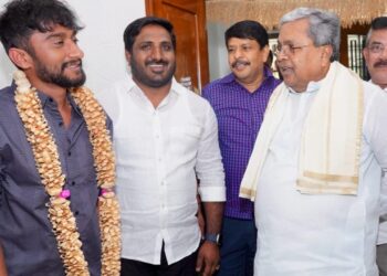 ಟಗರು ಸಿದ್ದು ಅಂಗಳದಲ್ಲಿ ಬಿಗ್ ಬಾಸ್ ವಿನ್ನರ್ ಗಿಲ್ಲಿ ಗೆಲುವಿನ ಸರದಾರನಿಗೆ ಸಿಕ್ತು ರಾಜಾತಿಥ್ಯ!.