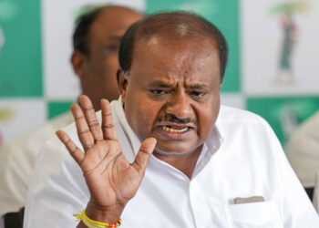 ಕಾಂಗ್ರೆಸ್ ಮಂತ್ರಿಗಳೆಲ್ಲ ಜೆಡಿಎಸ್ ನಿಂದ ಲೀಸ್ ಮೇಲೆ ಹೋದವರು ಕೈ ನಾಯಕರ ಇತಿಹಾಸ ಕೆದಕಿದ ಕುಮಾರಸ್ವಾಮಿ