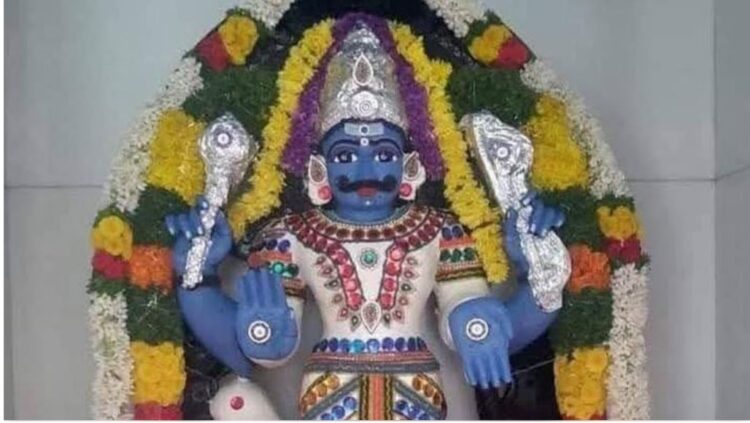 On Saturday, chanting this mantra can bring about a good change in your life.