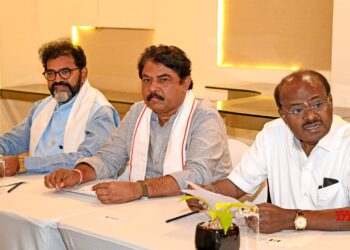 ನನ್ನ ಅಜೆಂಡಾ ಸಿಎಂ ಕುರ್ಚಿಯಲ್ಲ, ಭ್ರಷ್ಟ ಸರ್ಕಾರ ಕಿತ್ತೊಗೆಯುವುದೇ ಗುರಿ: ಸಿಎಂ ಯಾರು ಎಂಬ ಚರ್ಚೆಯೇ ಅಪ್ರಬುದ್ಧತೆ ಎಚ್‌ಡಿಕೆ