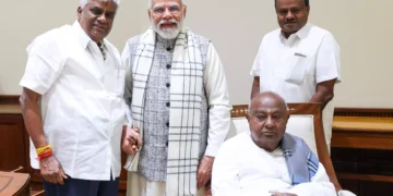 ದೆಹಲಿಯಲ್ಲಿ ದೋಸ್ತಿ ಕರುನಾಡಿನಲ್ಲಿ ಕುಸ್ತಿ: ಮೈತ್ರಿ ವಿರುದ್ಧ ಸಿಡಿದೆದ್ದ ಕಮಲ ಕಲಿಗಳು