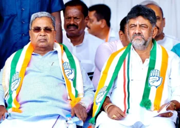 ರಾಜ್ಯ ರಾಜಕಾರಣದಲ್ಲಿ ಸಂಚಲನ ಮೂಡಿಸಿದ ಆ ಒಂದು ಪತ್ರ; ಕೈ ಪಾಳೆಯದಲ್ಲಿ ಹೆಚ್ಚಿದ ಢವಢವ