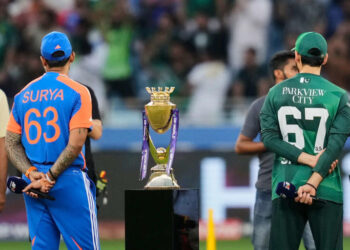 ಏಷ್ಯನ್ ಕ್ರಿಕೆಟ್ ಸಾಮ್ರಾಜ್ಯ ಪತನದ ಅಂಚಿನಲ್ಲಿ ಸೂಪರ್ 8 ಕಾದಾಟದಲ್ಲಿ ಭಾರತ ಪಾಕ್ ಲಂಕಾ ವಿಲವಿಲ