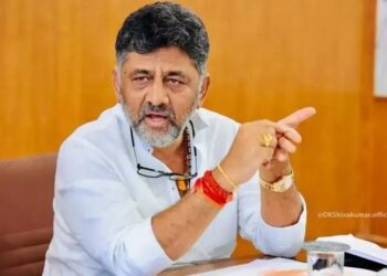 ನಾವೇ ಗೂಟ ಹೊಡೆದುಕೊಂಡು ಕೂರಲು ಆಗಲ್ಲ, ಹೊಸಬರಿಗೆ ಅವಕಾಶ ಸಿಗಲೇಬೇಕು: ನೂತನ ಶಾಸಕರ ಪರ ಬ್ಯಾಟ್ ಬೀಸಿದ ಡಿಕೆಶಿ