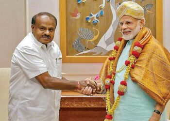 ಎಚ್‌ಡಿಕೆ ಪಟ್ಟಾಭಿಷೇಕದ ಕೀಲಿ ಕೈ ಮೋದಿ-ಶಾ ಬಳಿ ಭದ್ರ : ಈ ದೇಹದಿಂದ ಪ್ರಾಣ ಹೋಗುವ ಮುನ್ನ ಯೋಗ್ಯ ಆಡಳಿತ ನೋಡುವ ಹಂಬಲ; 93ರ ಇಳಿವಯಸ್ಸಿನಲ್ಲೂ ಹೋರಾಟದ ಕಿಚ್ಚು ಪ್ರದರ್ಶಿಸಿದ ದೊಡ್ಡಗೌಡರು