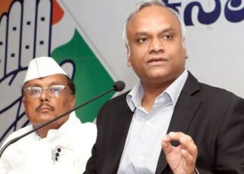 ಕರಾವಳಿ ಅಭಿವೃದ್ಧಿಗೆ ಕೋಮು ದ್ವೇಷದ ಗ್ರಹಣ – ಧರ್ಮಗುರುಗಳು, ರಾಜಕಾರಣಿಗಳು ಪ್ರಬುದ್ಧರಾಗದಿದ್ದರೆ ಸಮಾಜ ಉದ್ಧಾರ ಅಸಾಧ್ಯ: ಖರ್ಗೆ ಖಡಕ್ ಮಾತು