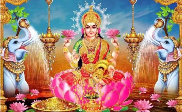 If you worship Lakshmi with mantras, your life will change within 24 hours due to its effective influence..! Wealth will definitely come..