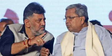 ವಿದೇಶಕ್ಕೆ ಹೋದರೆ ಸಿಎಂ ಬದಲಾಗಲ್ಲ ಸಿದ್ದು ಬಣಕ್ಕೆ ಡಿಕೆಶಿ ಆಪ್ತರ ಖಡಕ್ ವಾರ್ನಿಂಗ್