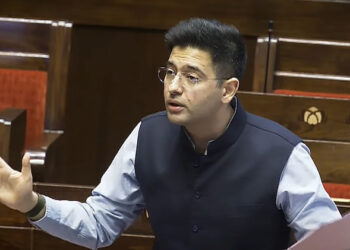 ಬಡವರನ್ನು ದಂಡಿಸಬೇಡಿ: ಮಿನಿಮಮ್ ಬ್ಯಾಲೆನ್ಸ್ ದಂಡಕ್ಕೆ MP ರಾಘವ್ ಚಡ್ಡಾ ಆಕ್ರೋಶ