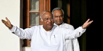 ಚಿತ್ತಾಪುರ ಸಮಗ್ರ ಅಭಿವೃದ್ಧಿಯ ಹರಿಕಾರ ಪ್ರಿಯಾಂಕ್ ಖರ್ಗೆ: ವಿರೋಧಿಗಳಿಗೆ ಮಲ್ಲಿಕಾರ್ಜುನ ಖರ್ಗೆ ಖಡಕ್ ಎಚ್ಚರಿಕೆ