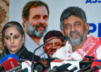 ಅಸ್ಸಾಂನಲ್ಲಿ ಹಿಟ್ಲರ್ ಆಡಳಿತ ಅಂತ್ಯ ಕಾಲ ಸನ್ನಿಹಿತ ಭ್ರಷ್ಟ ಹಿಮಂತ್ ರನ್ನು ಯಾವ ನದಿಯಲ್ಲಿ ತೊಳೆದು ಸ್ವಚ್ಛಗೊಳಿಸಿದಿರಿ ಡಿಕೆ ಶಿವಕುಮಾರ್ ಗುಡುಗು