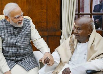 ರಾಜ್ಯಸಭಾ ಅಖಾಡ: ಮೋದಿ-ಶಾ ಲೆಕ್ಕಾಚಾರಕ್ಕೆ ಅಡ್ಡಿಯಾದ ರಾಜ್ಯ ಕಮಲ ನಾಯಕರು ;ವಿರೋಧದ ನಡುವೆಯೂ ದೊಡ್ಡಗೌಡರ ಪರ ಹೈಕಮಾಂಡ್ ಚಿತ್ತ!