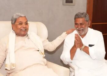 ದಾವಣಗೆರೆ ಉಪ ಚುನಾವಣೆ CM ಸಂಧಾನ ಅಸ್ತ್ರ ಯಶಸ್ವಿ : ಬಂಡಾಯ ಶಮನ, ಕೈ ಪಾಳಯದಲ್ಲಿ ಮಂದಹಾಸ; ಕಣದಿಂದ ಹಿಂದೆ ಸರಿದ ಸಾದಿಕ್ ಪೈಲ್ವಾನ್