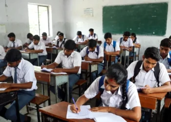 ರಾಜ್ಯಾದ್ಯಂತ ಮಾರ್ಚ್ 18 ರಿಂದ ಎಸ್‌ಎಸ್‌ಎಲ್‌ಸಿ ಪರೀಕ್ಷೆಗಳ ಮಹಾಪರ್ವ ಆರಂಭ: ವಿದ್ಯಾರ್ಥಿಗಳು ಮತ್ತು ಪೋಷಕರು ತಿಳಿಯಲೇಬೇಕಾದ ಕಟ್ಟುನಿಟ್ಟಿನ ನಿಯಮಗಳೇನು ಗೊತ್ತಾ?