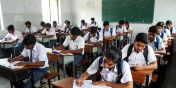 ರಾಜ್ಯಾದ್ಯಂತ ಮಾರ್ಚ್ 18 ರಿಂದ ಎಸ್‌ಎಸ್‌ಎಲ್‌ಸಿ ಪರೀಕ್ಷೆಗಳ ಮಹಾಪರ್ವ ಆರಂಭ: ವಿದ್ಯಾರ್ಥಿಗಳು ಮತ್ತು ಪೋಷಕರು ತಿಳಿಯಲೇಬೇಕಾದ ಕಟ್ಟುನಿಟ್ಟಿನ ನಿಯಮಗಳೇನು ಗೊತ್ತಾ?