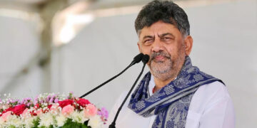 ಕಾಂಗ್ರೆಸ್ ಕೋಟೆಯಲ್ಲಿ ಭಿನ್ನಮತದ ಬಿರುಗಾಳಿ: ಕೆಪಿಸಿಸಿ ಅಲ್ಪಸಂಖ್ಯಾತ ಘಟಕವನ್ನೇ ವಿಸರ್ಜಿಸಿದ ಡಿಕೆ ಶಿವಕುಮಾರ್ ಆಪರೇಷನ್ ಕ್ಲೀನ್