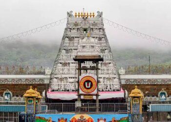 ತಿರುಪತಿ ತಿಮ್ಮಪ್ಪನ ಭಕ್ತರಿಗೆ ಇಲ್ಲಿದೆ ಸುವರ್ಣಾವಕಾಶ 300 ರೂಪಾಯಿ ಟಿಕೆಟ್ ಸಿಗದಿದ್ದರೂ ಸಿಗಲಿದೆ ಶ್ರೀವಾರಿಯ ದರ್ಶನ ಭಾಗ್ಯ ಟಿಟಿಡಿಯಿಂದ ಹೊಸ ಯೋಜನೆ ಶುರು