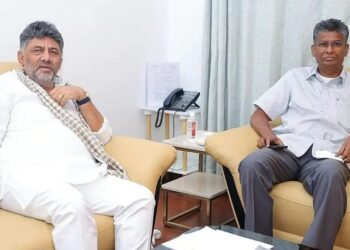 ಸಿದ್ದರಾಮಯ್ಯ ಬಳಿಕ ಅಹಿಂದ ಸಿಂಹಾಸನಕ್ಕೆ ಸಾಹುಕಾರ್ ಸತೀಶ್ ಜಾರಕಿಹೊಳಿ ಲಗ್ಗೆ ದಾವಣಗೆರೆ ದಂಗಲ್ ನಿಂದ ಕಾಂಗ್ರೆಸ್ ನಲ್ಲಿ ಶುರುವಾಯ್ತಾ ಹೊಸ ರಾಜಕೀಯ ಸಮರ