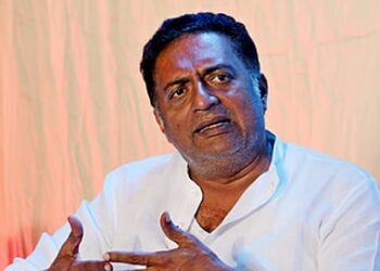 ರಾಮ ಉತ್ತರ ಭಾರತದವನು, ರಾವಣ ದಕ್ಷಿಣದ ಆದಿವಾಸಿ ಎಂದ ಪ್ರಕಾಶ್ ರಾಜ್: ವಿಡಿಯೋ ವೈರಲ್ ಬೆನ್ನಲ್ಲೇ ಟ್ರೋಲ್ ಸುರಿಮಳೆ