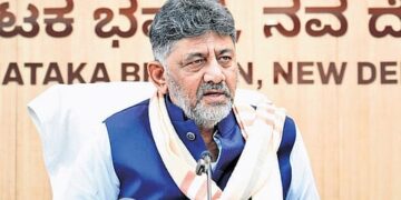 ಹಸ್ತ ಪಾಳಯದಲ್ಲಿ ಬಿರುಗಾಳಿ ಅಲ್ಪಸಂಖ್ಯಾತ ಘಟಕಕ್ಕೆ ಡಿಕೆಶಿ ಮೇಜರ್ ಸರ್ಜರಿ ಸಚಿವ ಜಮೀರ್ ಮತ್ತು ನಸೀರ್ ಅಹಮ್ಮದ್ ಗೆ ಹೈಕಮಾಂಡ್ ಶಾಕ್