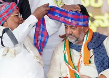 ಹೈಕಮಾಂಡ್ ಅಂಗಳದಲ್ಲಿ ಡಿಕೆಶಿ ಮೌನಂ ಶಕ್ತಿ ಲಕ್ಷಣ : ಸಿಎಂ ಕುರ್ಚಿ ಚರ್ಚೆ ನಡುವೆ ಮಂದಹಾಸದ ಮರ್ಮವೇನು