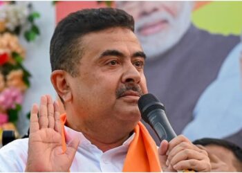 ಟಿಎಂಸಿ ಗೂಂಡಾಗಳಿಗೆ ಸುವೇಂದು ಅಧಿಕಾರಿ ಖಡಕ್ ಎಚ್ಚರಿಕೆ  : ನಮ್ಮ ಸರ್ಕಾರ ಬಂದ ಮೇಲೆ ಎಲ್ಲರನ್ನೂ ಮಟ್ಟ ಹಾಕುತ್ತೇವೆ ಎಂದ ಬಿಜೆಪಿ ನಾಯಕ