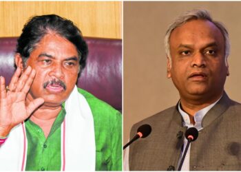 ಕಸದ ಹೆಸರಿನಲ್ಲಿ ಕೋಟಿ ಕೋಟಿ ಲೂಟಿ!:ಕಾಗದದ ತುಂಡೂ ಇಲ್ಲ ಬರಿ ಸುಳ್ಳು ಆರೋಪ ;ಸಾಕ್ಷ್ಯ ತೋರಿಸಿ ಅಶೋಕ್ ಅವರೇ – ಪ್ರಿಯಾಂಕ್ ಖರ್ಗೆ