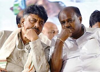 ರೈತರನ್ನು ಒಕ್ಕಲೆಬ್ಬಿಸಲು ಅಜ್ಜಯ್ಯ ಹೇಳಿದ್ದಾರಾ? ಬಿಡದಿ ಟೌನ್ ಶಿಪ್ ಹೆಸರಲ್ಲಿ ಬೃಹತ್ ಲೂಟಿ ದಂಧೆ?: ಡಿ ಕೆ ಶಿವಕುಮಾರ್ ಪ್ಲಾನ್ ಗೆ ಅಡ್ಡಿಪಡಿಸಿದರಾ ಕುಮಾರಸ್ವಾಮಿ?