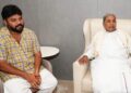 ಚಪ್ಪಲಿ ಎಸೆದಿದ್ದಕ್ಕೆ ಸಿದ್ದರಾಮಯ್ಯ ಮುಂದೆ ಕಣ್ಣೀರು ಹಾಕಿದ ಪ್ರದೀಪ್ ಈಶ್ವರ್ : ಕಣ್ಣೀರು ಹಾಕಿದ ಶಾಸಕನಿಗೆ ಧೈರ್ಯ ತುಂಬಿದ ಸಿದ್ದರಾಮಯ್ಯ