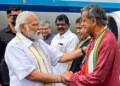 ಶಶಿ ತರೂರ್ ಮೋದಿ ಗುಣಗಾನ – ಕೈ ನಾಯಕನ ಮೋದಿ ಭಕ್ತಿ ಕಂಡು ಪವನ್ ಖೇರಾ ಕೆಂಡ: ತರೂರ್ ಕೊಟ್ಟ ತಿರುಗೇಟು ಏನು